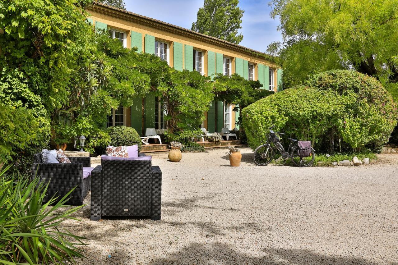 Logis Hotel Castel Mouisson Barbentane Exteriör bild