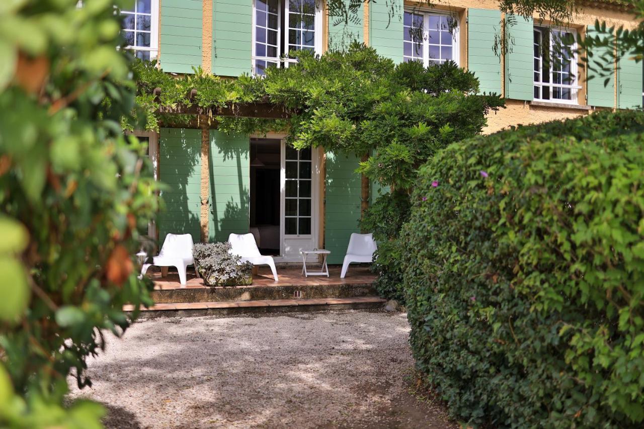 Logis Hotel Castel Mouisson Barbentane Exteriör bild